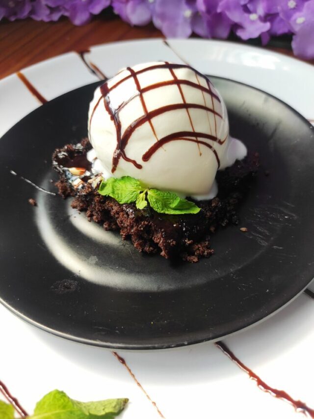 Hot Brownie With Ice-cream recipe